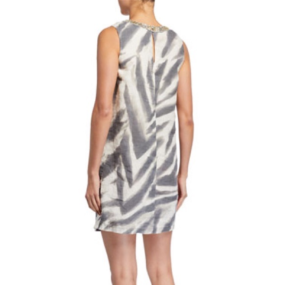 120 Lino Linen Dress with Embellished Neckline - Picture 2 of 6